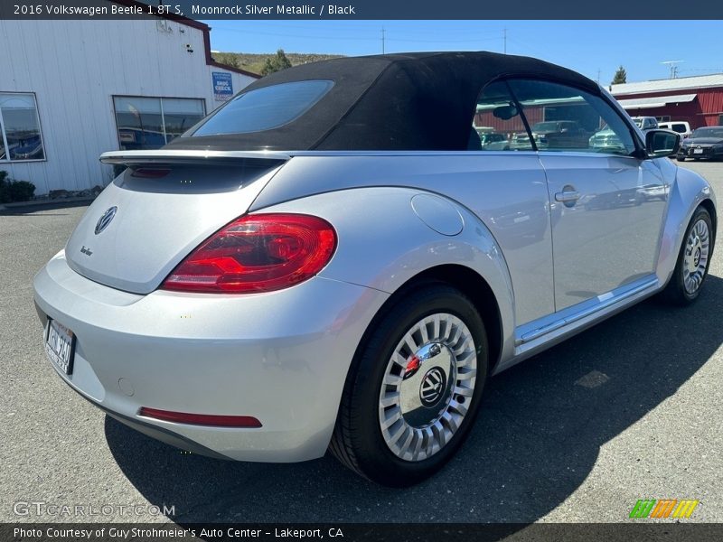 Moonrock Silver Metallic / Black 2016 Volkswagen Beetle 1.8T S