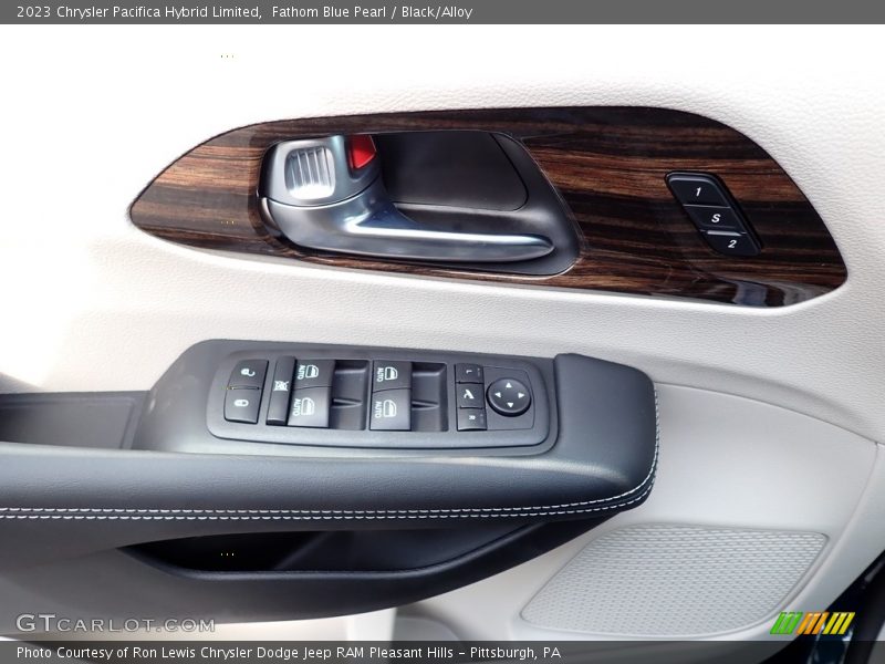 Door Panel of 2023 Pacifica Hybrid Limited