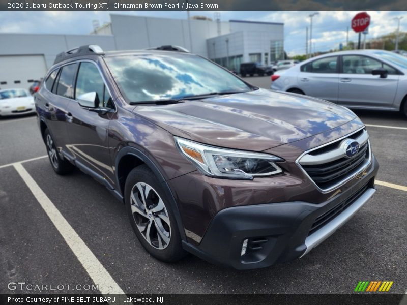 Front 3/4 View of 2020 Outback Touring XT
