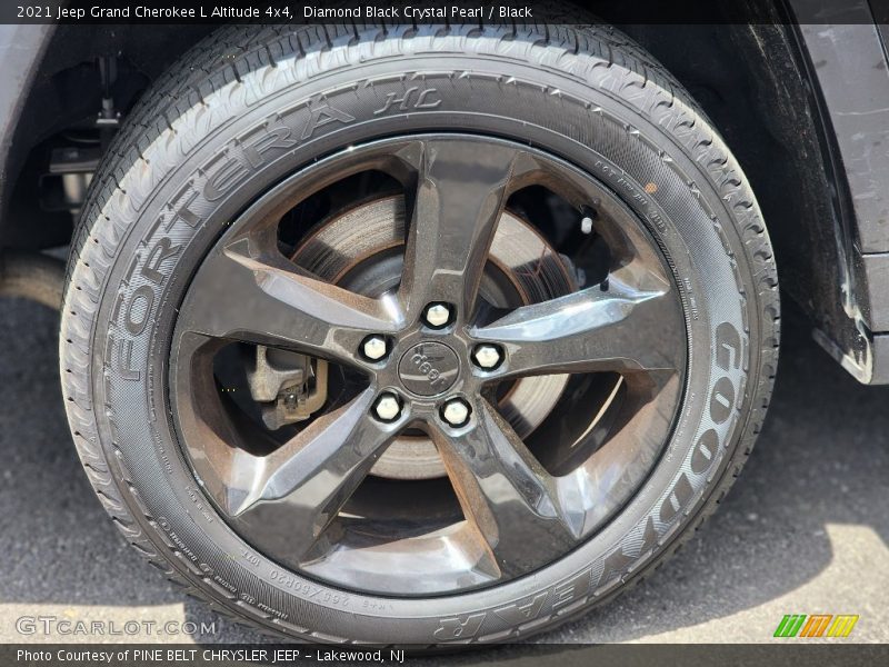 Diamond Black Crystal Pearl / Black 2021 Jeep Grand Cherokee L Altitude 4x4