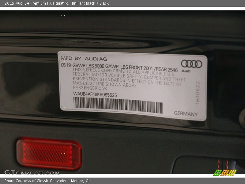 Brilliant Black / Black 2019 Audi S4 Premium Plus quattro