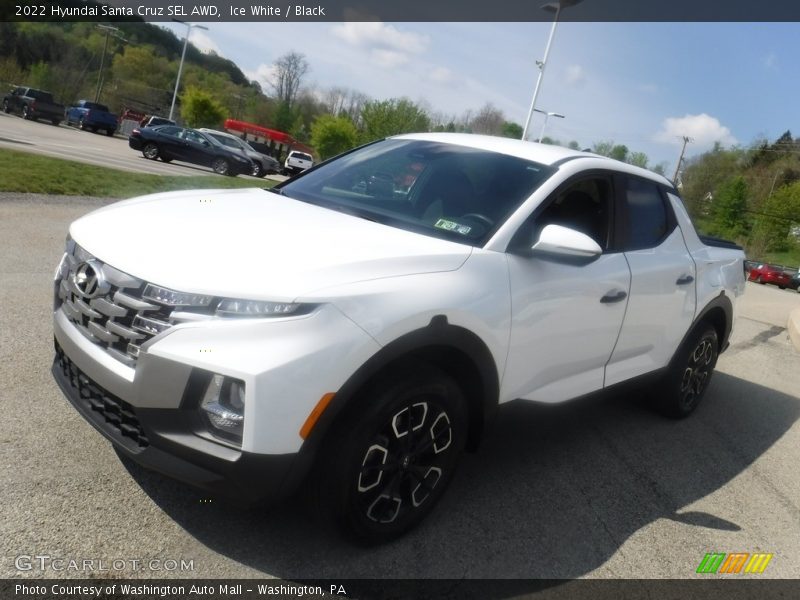 Ice White / Black 2022 Hyundai Santa Cruz SEL AWD