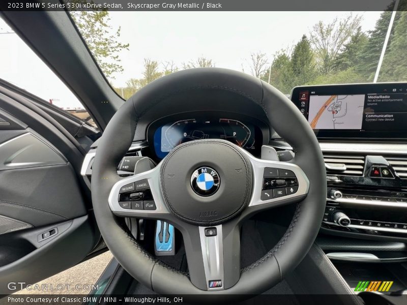  2023 5 Series 530i xDrive Sedan Steering Wheel