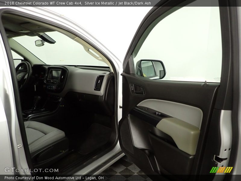 Silver Ice Metallic / Jet Black/Dark Ash 2018 Chevrolet Colorado WT Crew Cab 4x4