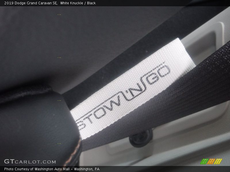 White Knuckle / Black 2019 Dodge Grand Caravan SE