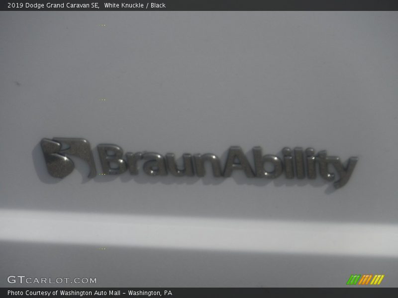 White Knuckle / Black 2019 Dodge Grand Caravan SE
