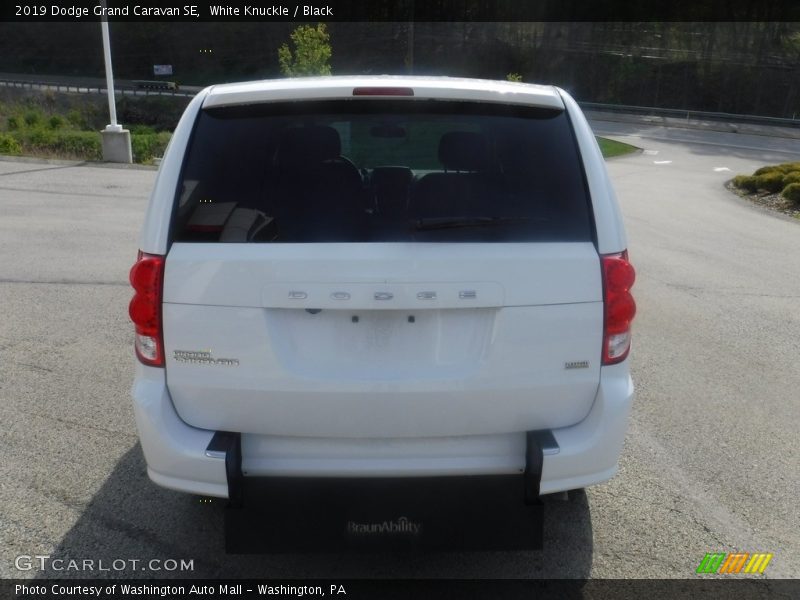 White Knuckle / Black 2019 Dodge Grand Caravan SE