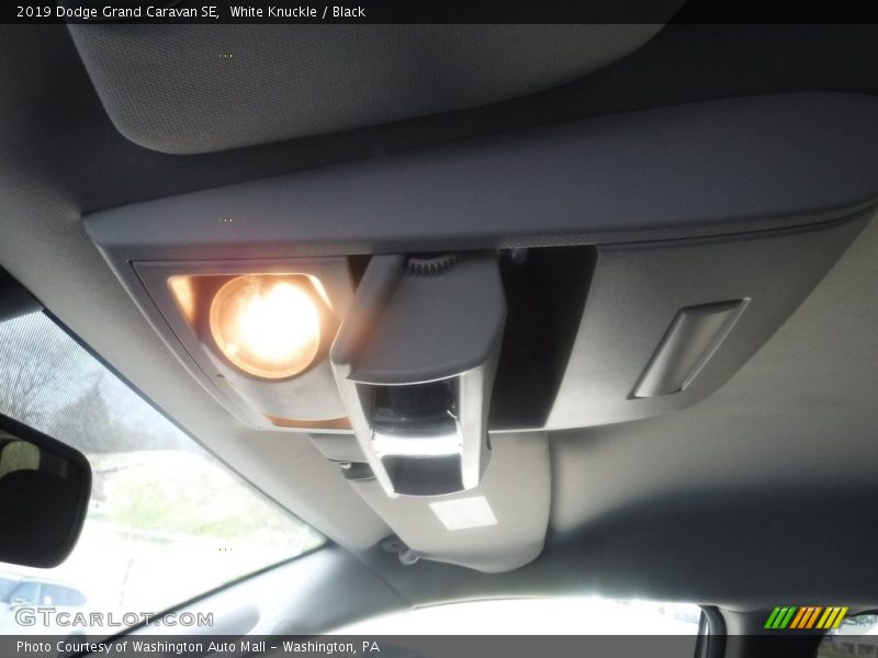 White Knuckle / Black 2019 Dodge Grand Caravan SE