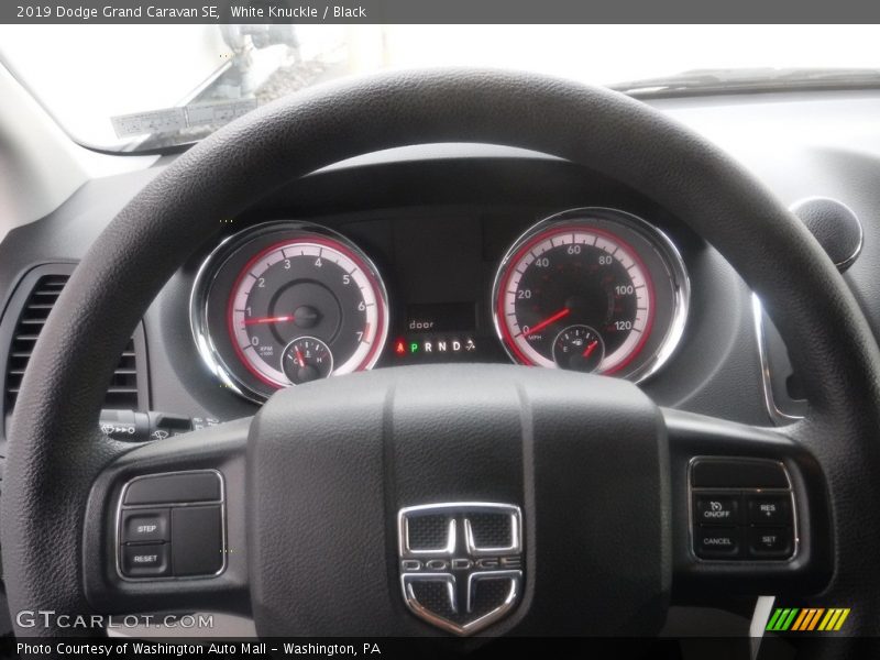 White Knuckle / Black 2019 Dodge Grand Caravan SE