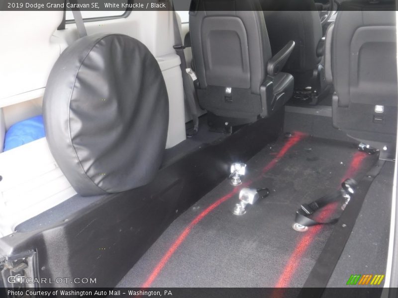 White Knuckle / Black 2019 Dodge Grand Caravan SE