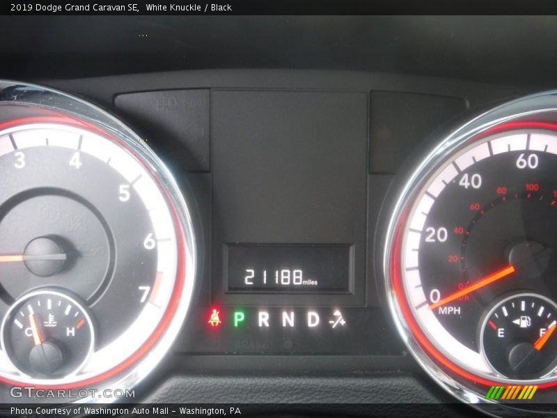 White Knuckle / Black 2019 Dodge Grand Caravan SE