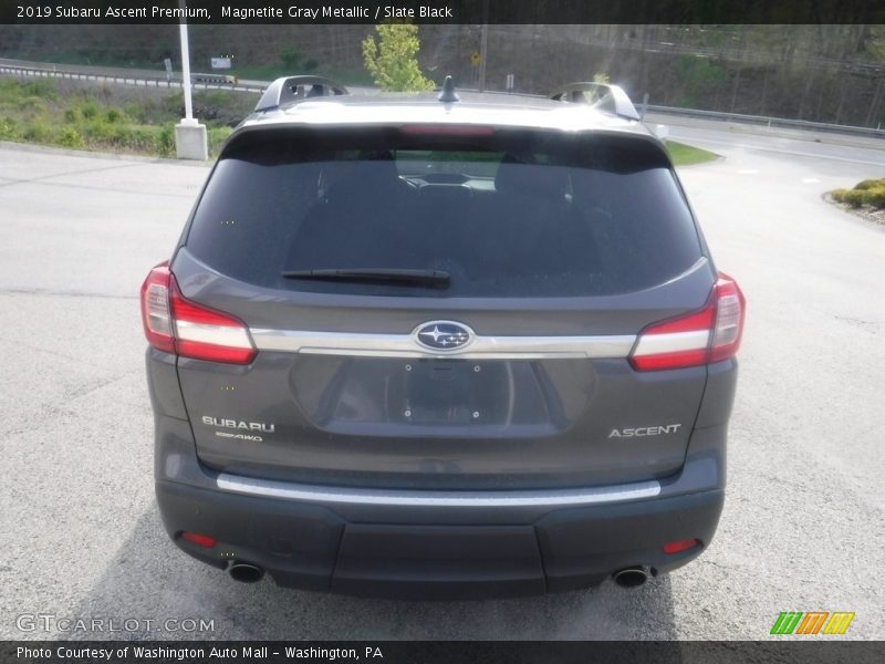 Magnetite Gray Metallic / Slate Black 2019 Subaru Ascent Premium