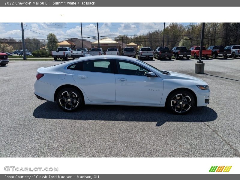 Summit White / Jet Black 2022 Chevrolet Malibu LT