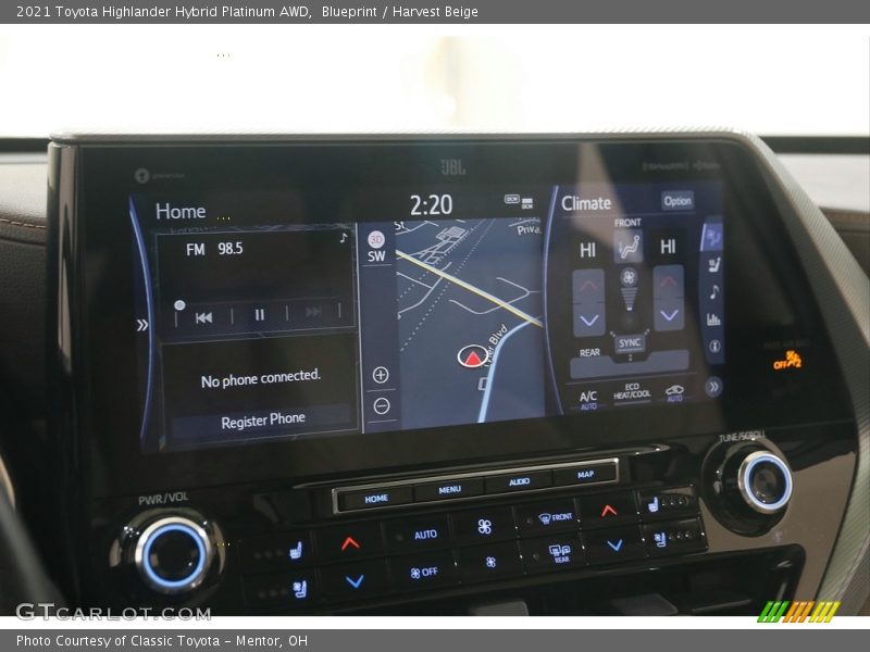 Controls of 2021 Highlander Hybrid Platinum AWD