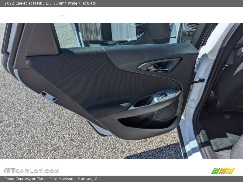 Summit White / Jet Black 2022 Chevrolet Malibu LT