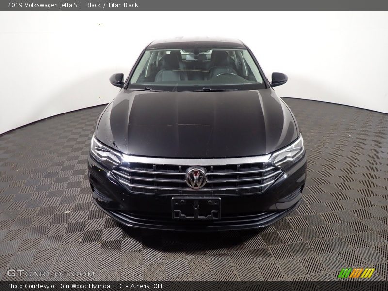 Black / Titan Black 2019 Volkswagen Jetta SE