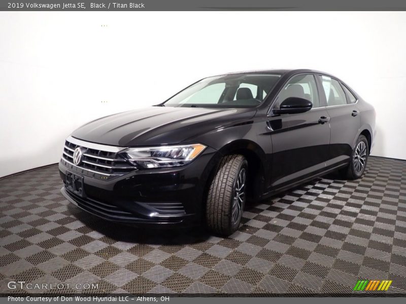 Black / Titan Black 2019 Volkswagen Jetta SE