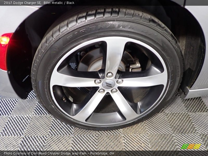 Billet Metallic / Black 2017 Dodge Charger SE