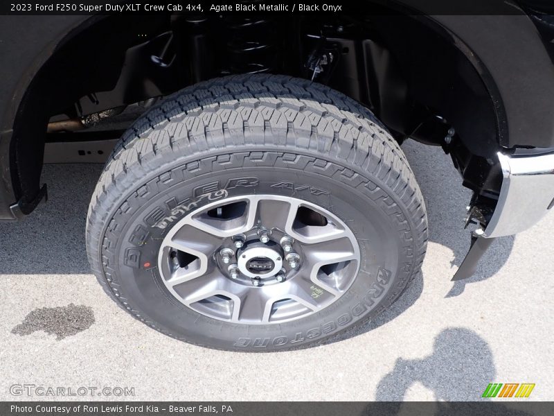  2023 F250 Super Duty XLT Crew Cab 4x4 Wheel