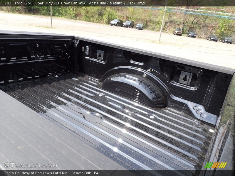Agate Black Metallic / Black Onyx 2023 Ford F250 Super Duty XLT Crew Cab 4x4