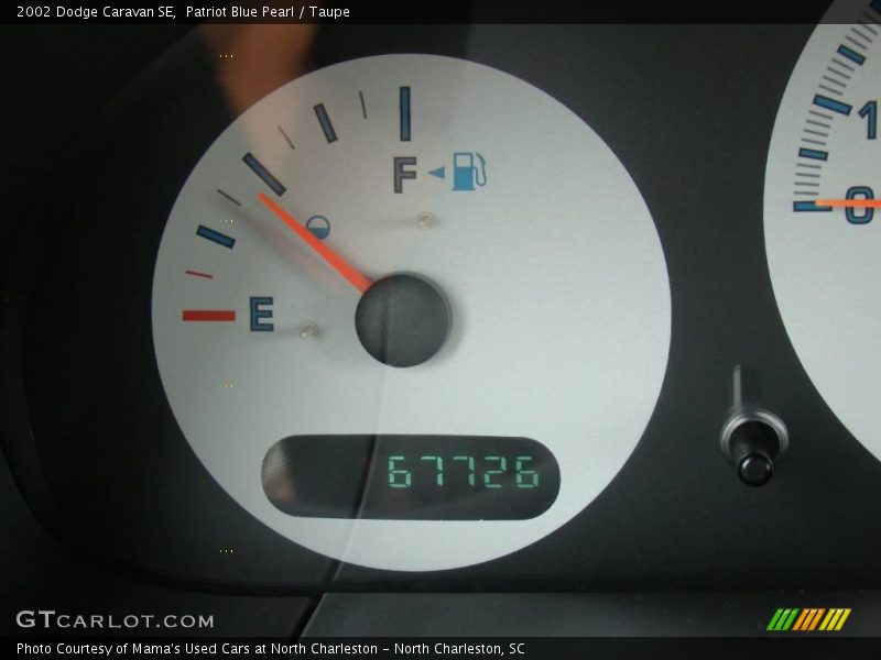 Patriot Blue Pearl / Taupe 2002 Dodge Caravan SE