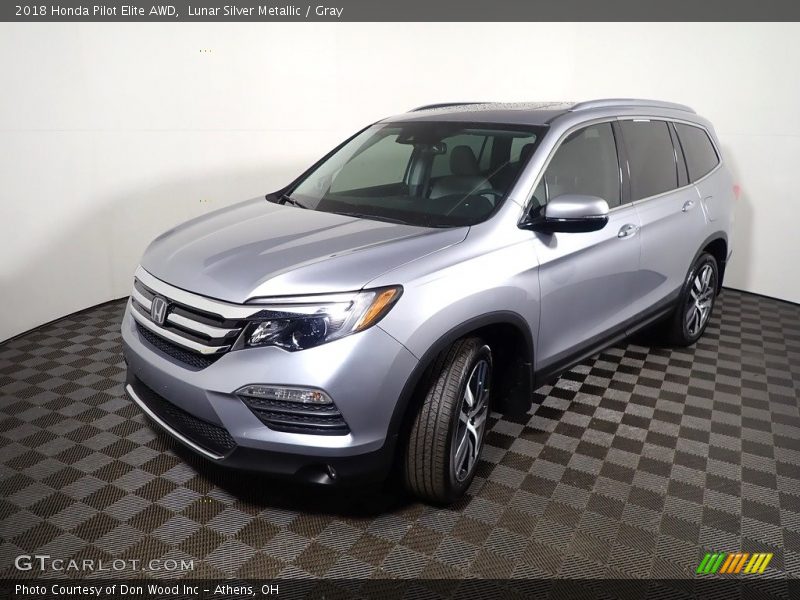 Lunar Silver Metallic / Gray 2018 Honda Pilot Elite AWD