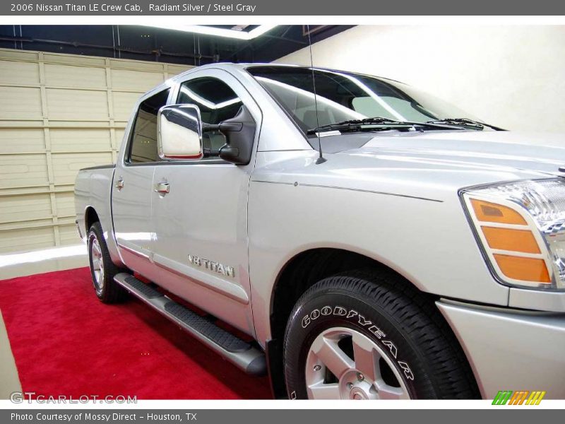 Radiant Silver / Steel Gray 2006 Nissan Titan LE Crew Cab