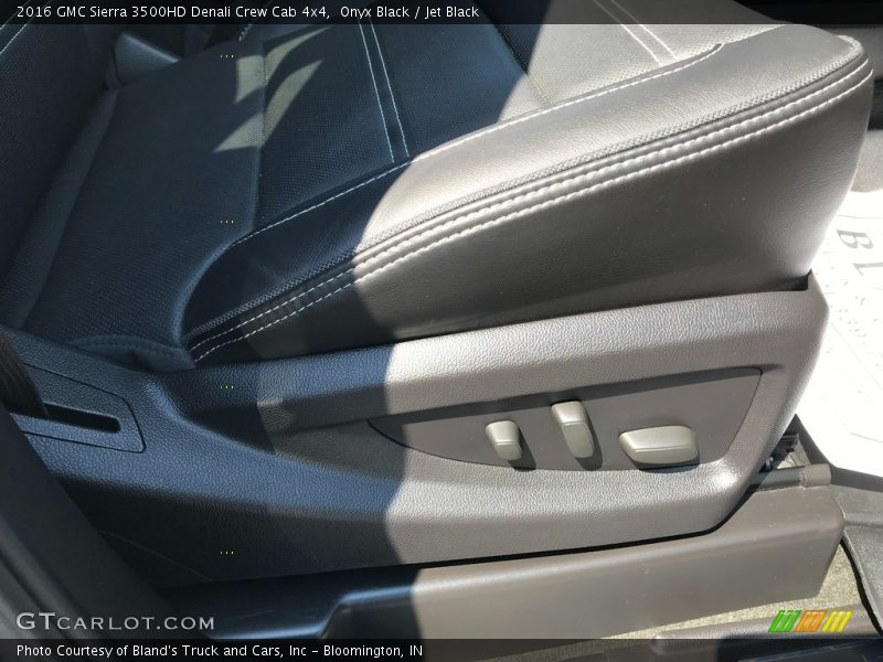 Onyx Black / Jet Black 2016 GMC Sierra 3500HD Denali Crew Cab 4x4