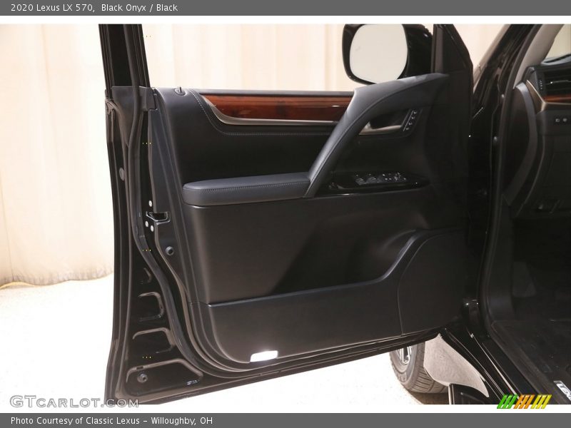 Black Onyx / Black 2020 Lexus LX 570