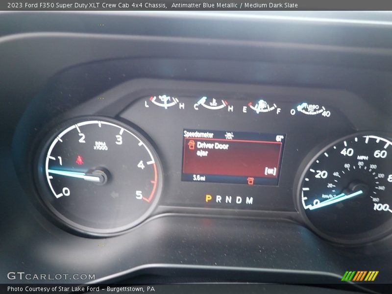  2023 F350 Super Duty XLT Crew Cab 4x4 Chassis XLT Crew Cab 4x4 Chassis Gauges