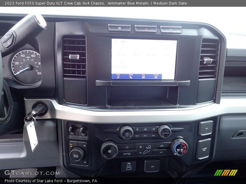 Controls of 2023 F350 Super Duty XLT Crew Cab 4x4 Chassis