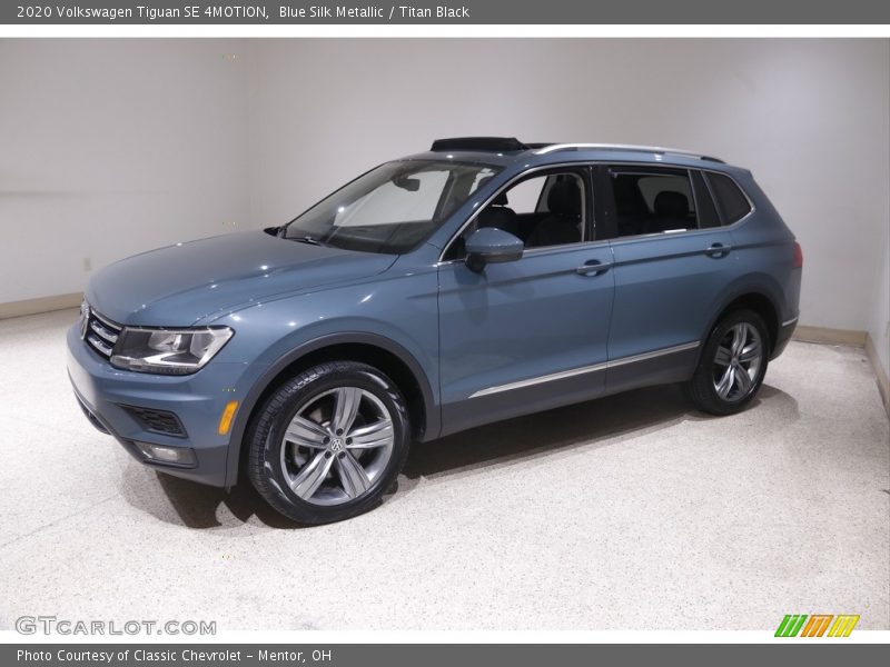 Blue Silk Metallic / Titan Black 2020 Volkswagen Tiguan SE 4MOTION