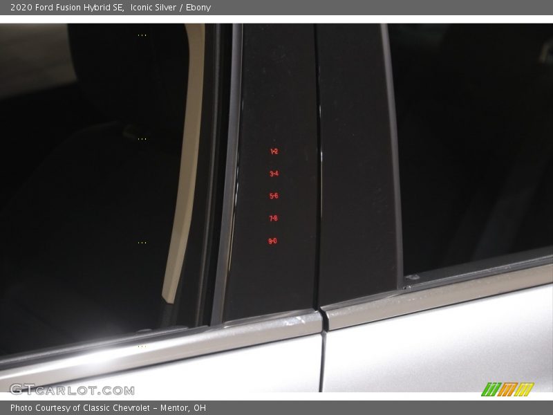 Iconic Silver / Ebony 2020 Ford Fusion Hybrid SE