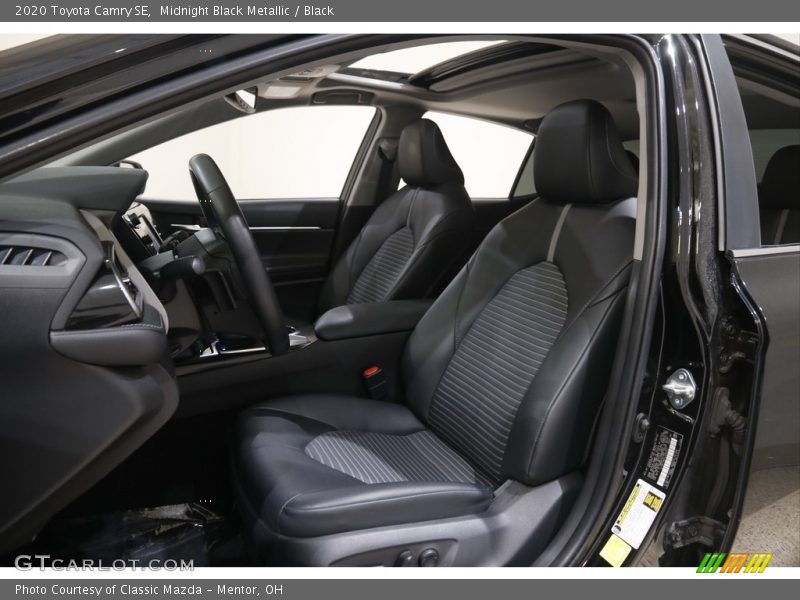Midnight Black Metallic / Black 2020 Toyota Camry SE