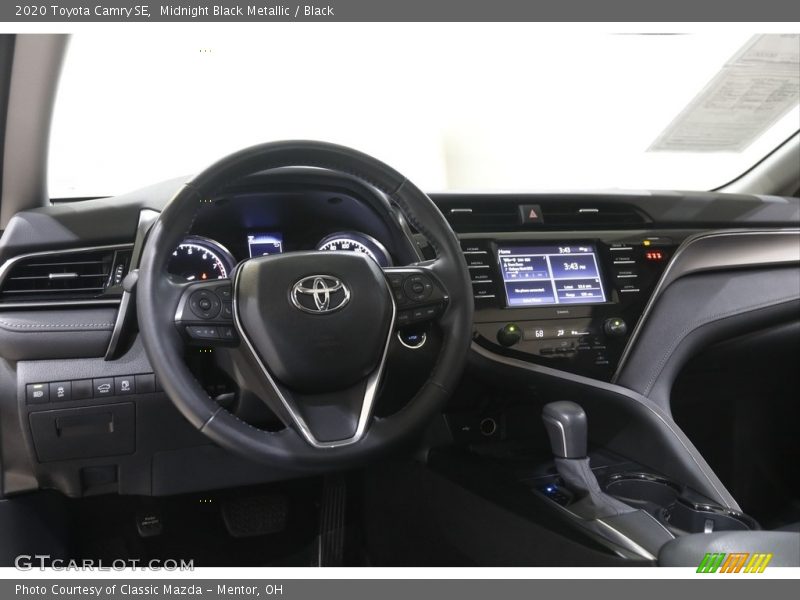 Midnight Black Metallic / Black 2020 Toyota Camry SE