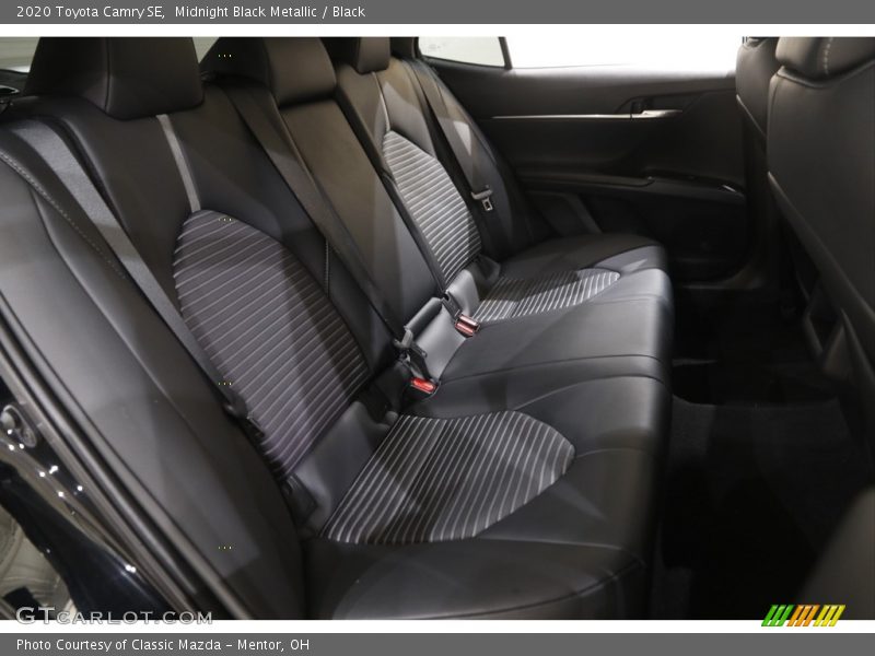 Midnight Black Metallic / Black 2020 Toyota Camry SE