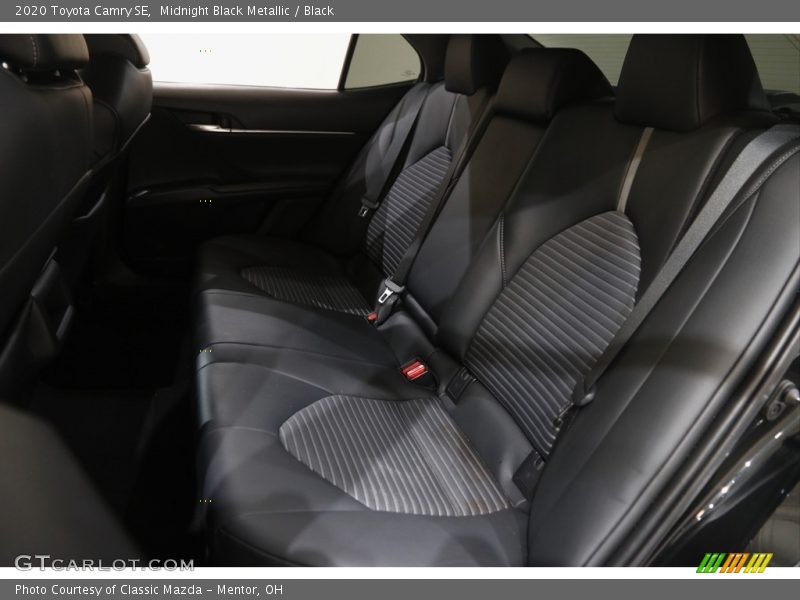 Midnight Black Metallic / Black 2020 Toyota Camry SE