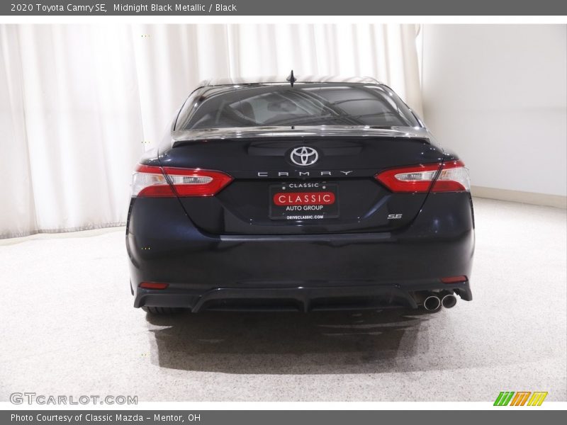 Midnight Black Metallic / Black 2020 Toyota Camry SE