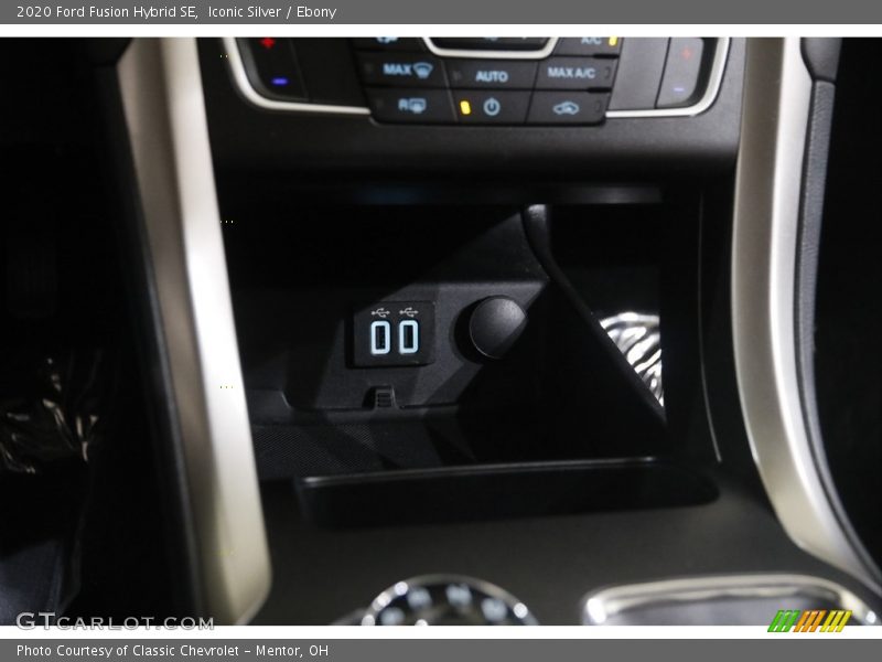 Iconic Silver / Ebony 2020 Ford Fusion Hybrid SE