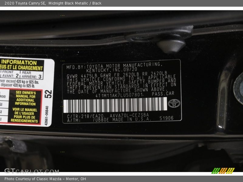 Midnight Black Metallic / Black 2020 Toyota Camry SE
