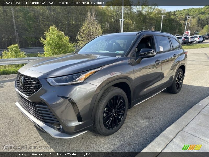 Midnight Black Metallic / Black 2023 Toyota Highlander XSE AWD