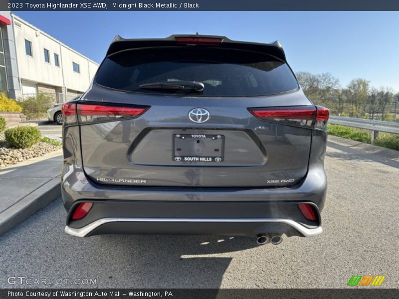 Midnight Black Metallic / Black 2023 Toyota Highlander XSE AWD