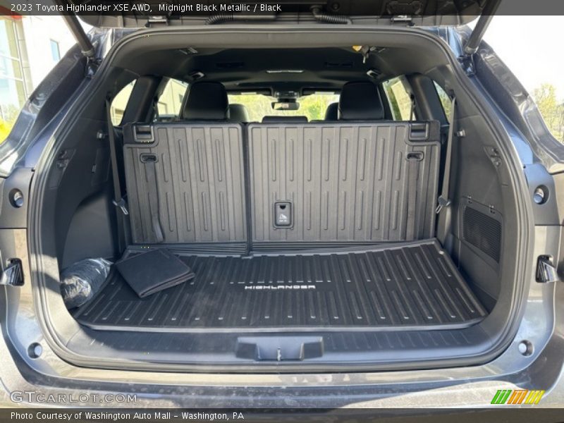 Midnight Black Metallic / Black 2023 Toyota Highlander XSE AWD