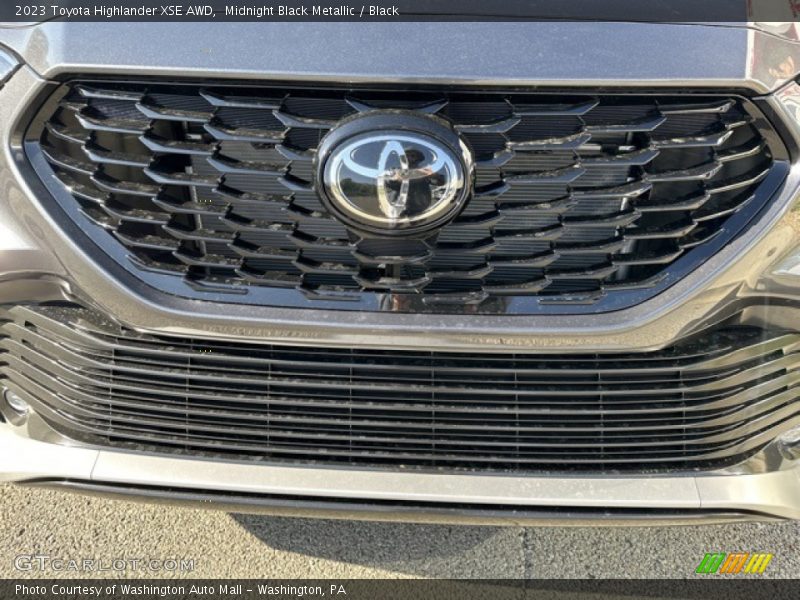 Midnight Black Metallic / Black 2023 Toyota Highlander XSE AWD