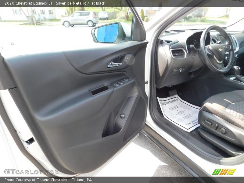 Silver Ice Metallic / Jet Black 2020 Chevrolet Equinox LT