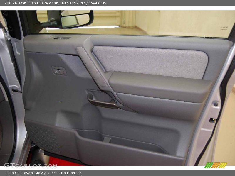 Radiant Silver / Steel Gray 2006 Nissan Titan LE Crew Cab