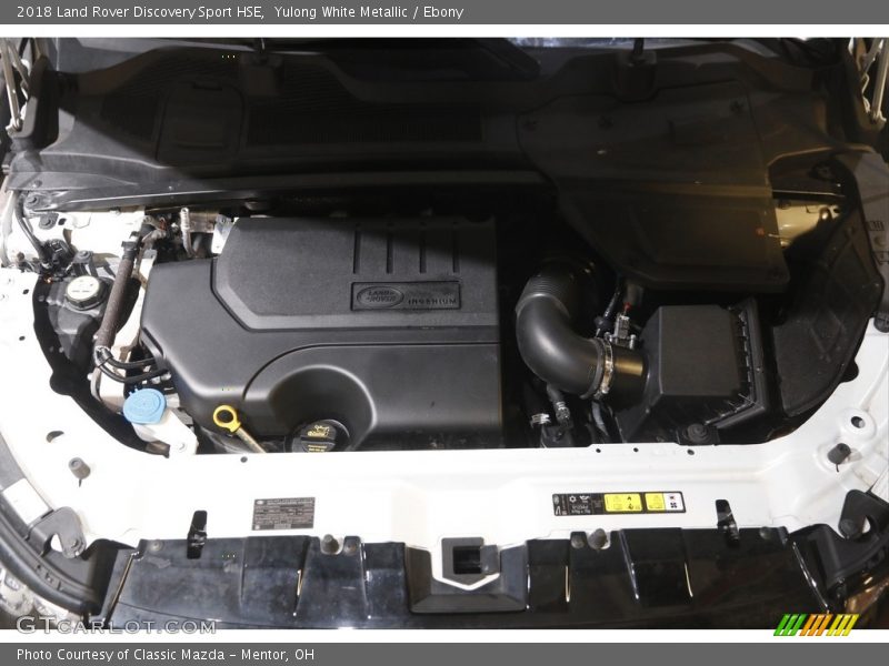 Yulong White Metallic / Ebony 2018 Land Rover Discovery Sport HSE