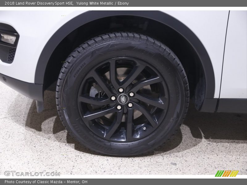 Yulong White Metallic / Ebony 2018 Land Rover Discovery Sport HSE