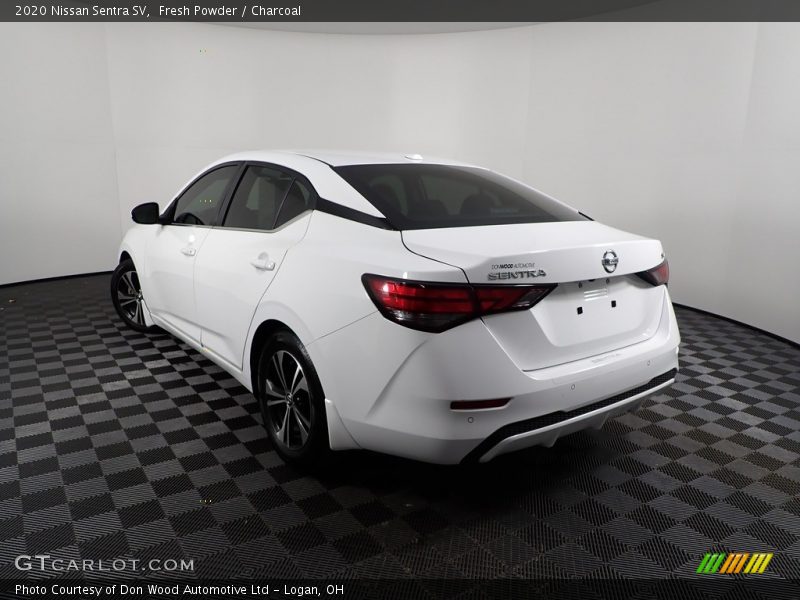 Fresh Powder / Charcoal 2020 Nissan Sentra SV