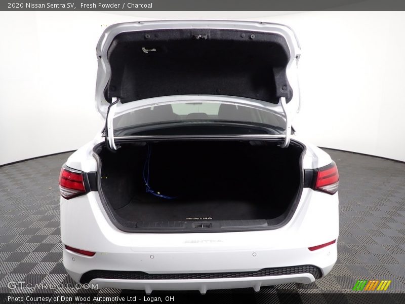 Fresh Powder / Charcoal 2020 Nissan Sentra SV
